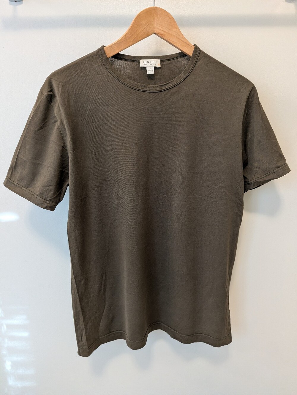Sunspel Short Sleeve Crew T-Shirt in Olive Made In England